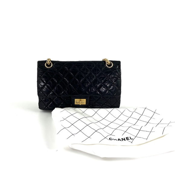 Authentic CHANEL Black 225 2005 Reissue 2.55 Leather Crossbody Bag - Picture 3 of 14